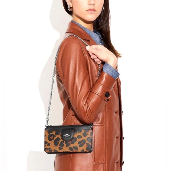 CC868 - Coach Poppy Crossbody with Card Case with Leopard Print and Sig Canvas - Picture 15 of 16